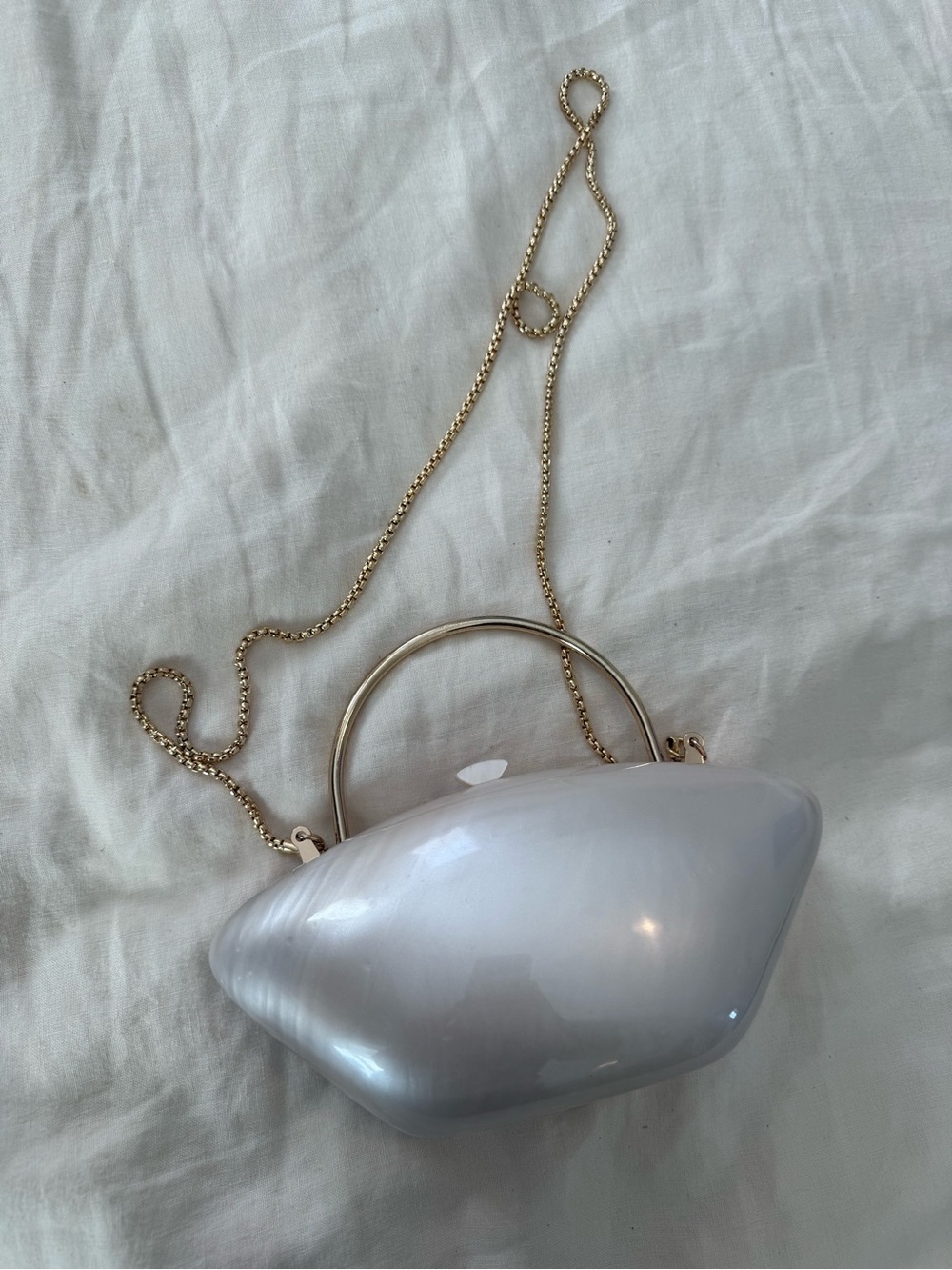 Zara Elegant Pearl White Hardcase Women's Crossbody Bag with Gold Chain EUC 1403 - Picture 8 of 10